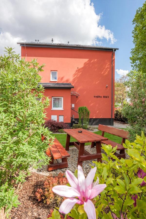 Ubytování u kostela Brno Exterior foto